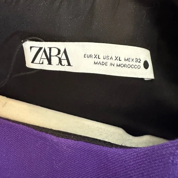 Zara Voluminous Short Dress - Picture 2 of 4